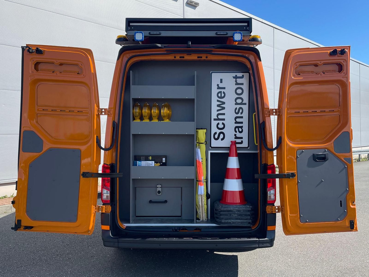 Dostavno vozilo MAN TGE 3.180 L3H3 Individual S BF3+ BEGLEITFAHRZEUG: slika 9 Dostavno vozilo MAN TGE 3.180 L3H3 Individual S BF3+ BEGLEITFAHRZEUG: slika 9