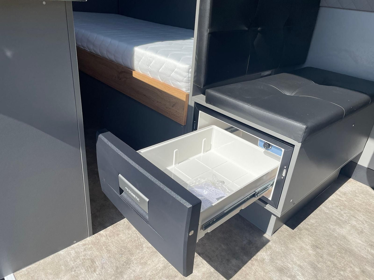 Dostavno vozilo MAN TGE 3.180 L3H3 Individual S BF3+ BEGLEITFAHRZEUG: slika 27 Dostavno vozilo MAN TGE 3.180 L3H3 Individual S BF3+ BEGLEITFAHRZEUG: slika 27