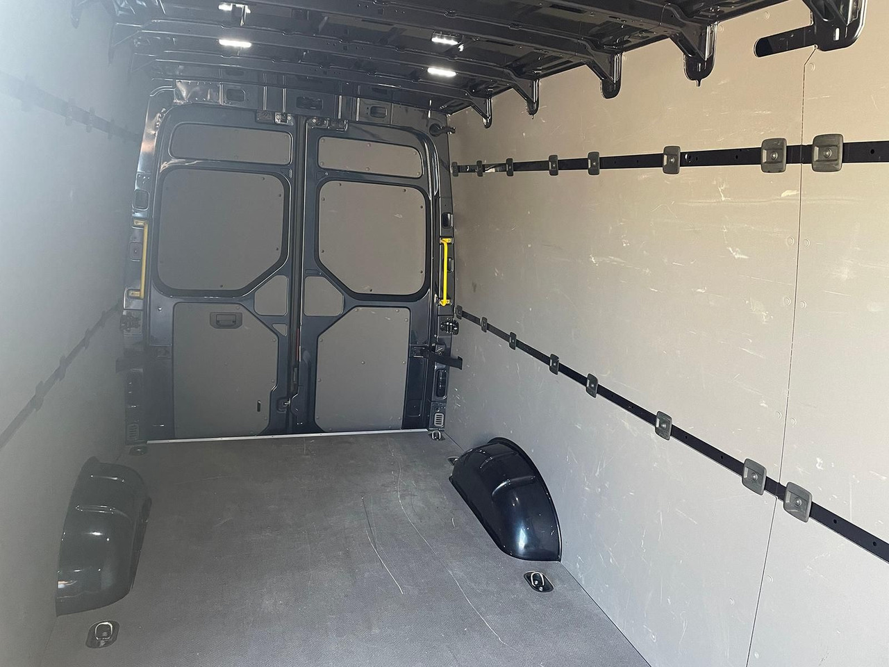 Automobil MAN TGE 3.160 Kasten L4H3 LED AHK DAB KAMERA SITZHZ: slika 10