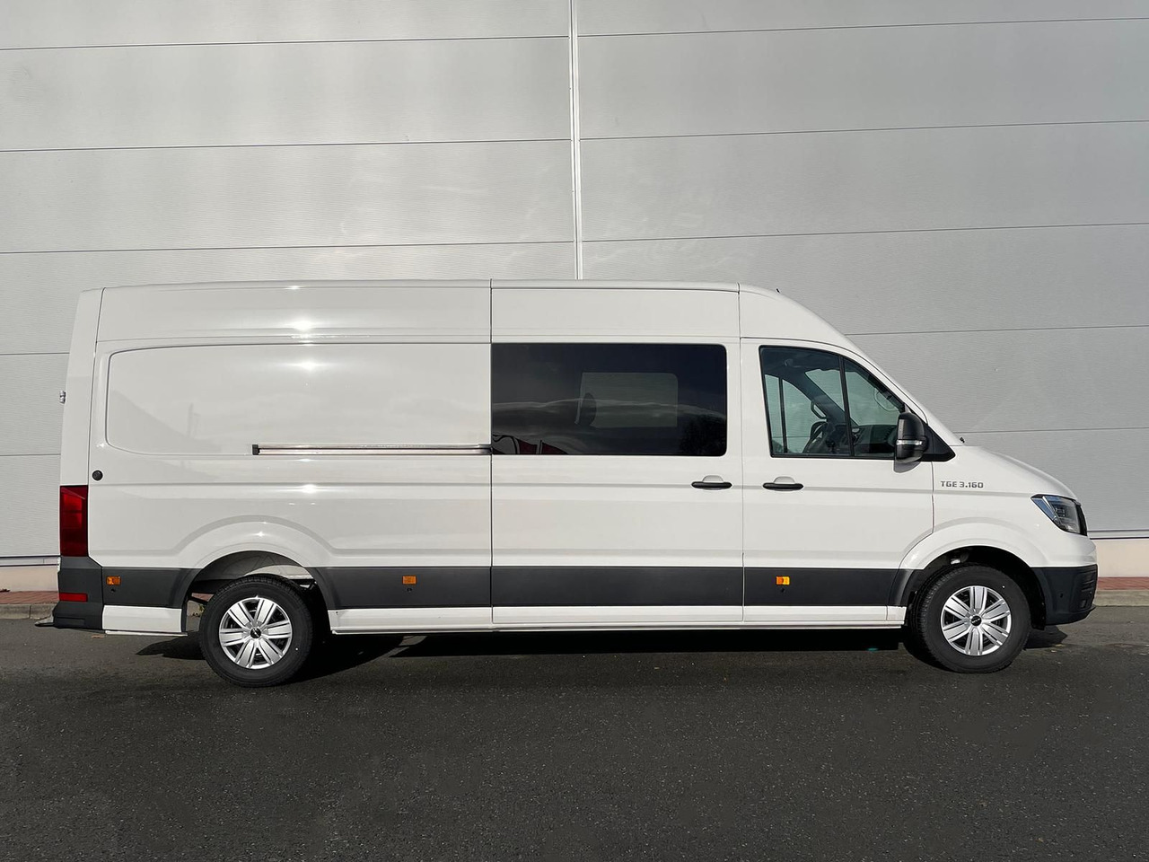 MAN TGE 3.160 MIXTO L4H3 LED HECK AUTOM AHK TEMP - Furgon, Dostavno vozilo sa duplom kabinom: slika 5 MAN TGE 3.160 MIXTO L4H3 LED HECK AUTOM AHK TEMP - Furgon, Dostavno vozilo sa duplom kabinom: slika 5