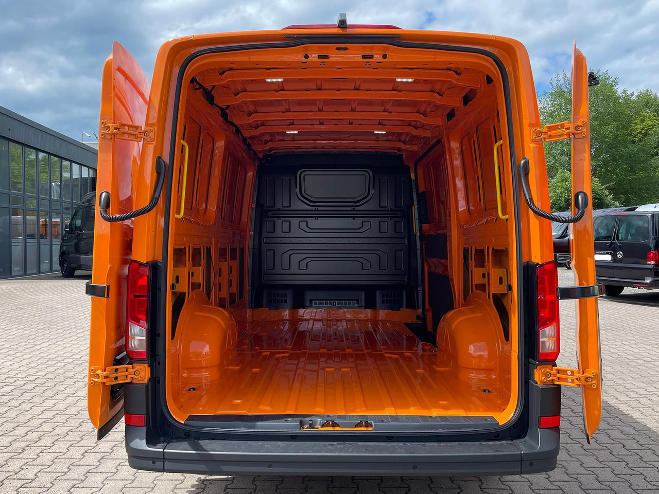 Automobil MAN TGE 3.180 Kasten L3H2 TEMPOMAT LED STANDHZ NAVI: slika 11