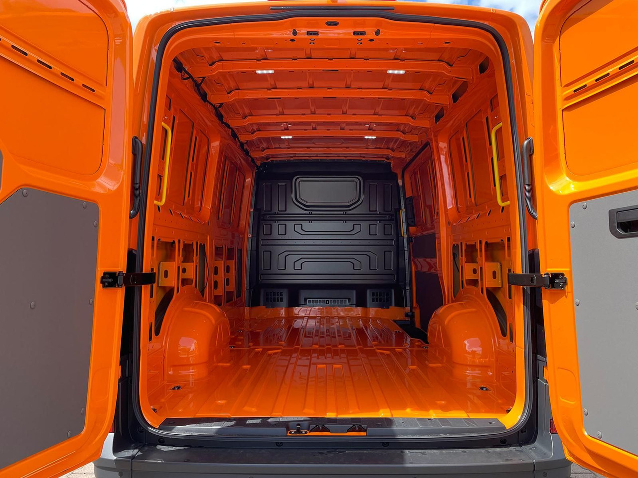 Automobil MAN TGE 3.180 Kasten L3H2 TEMPOMAT LED STANDHZ NAVI: slika 30