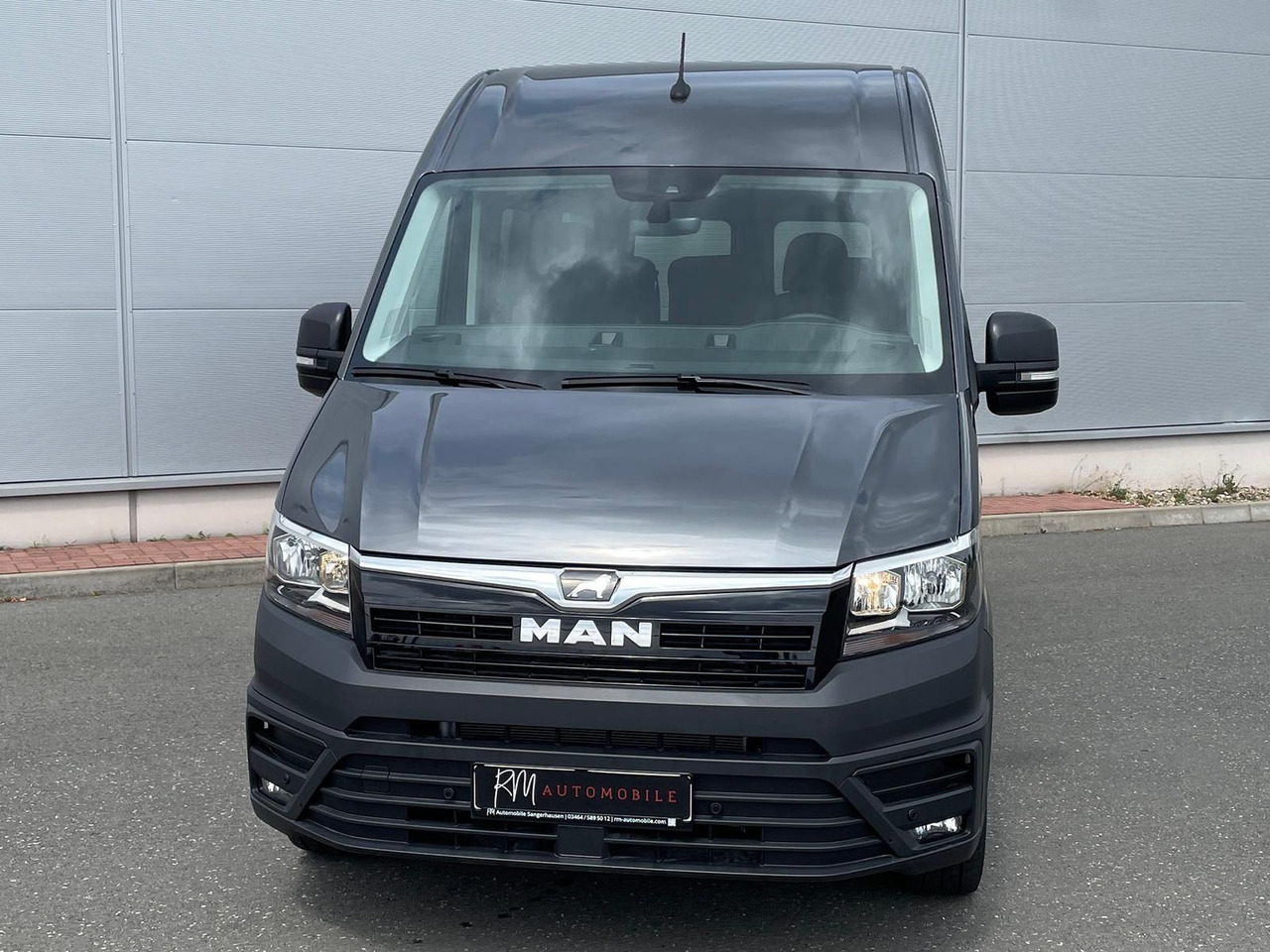MAN TGE 3.180 Kombi L3H2 4x4 TEMPOMAT KAMERA 8-SITZE - Furgon: slika 4 MAN TGE 3.180 Kombi L3H2 4x4 TEMPOMAT KAMERA 8-SITZE - Furgon: slika 4