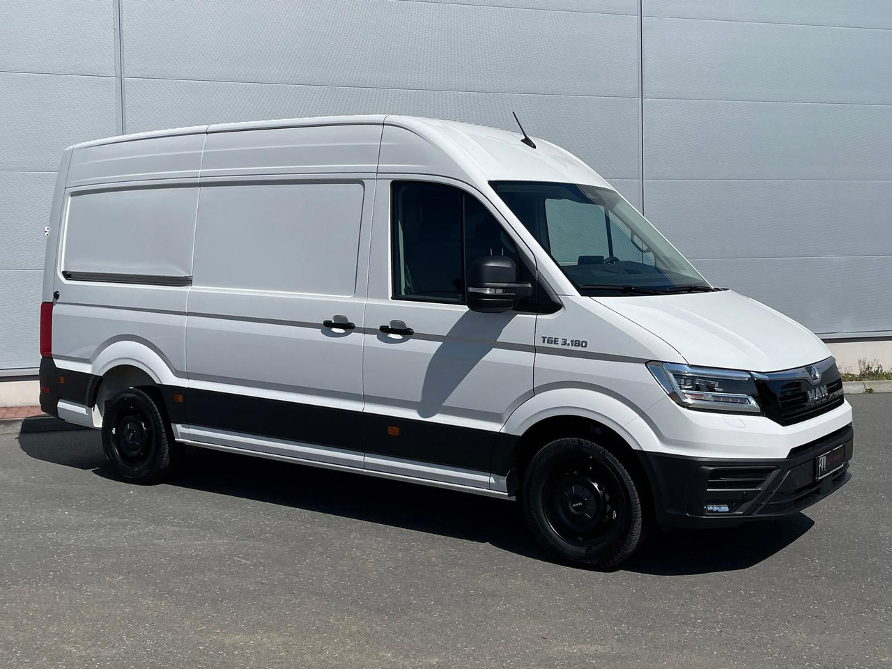 MAN TGE 3.180 L3H3 Kasten STANDHZ ACC NAVI KAMERA - Automobil: slika 2 MAN TGE 3.180 L3H3 Kasten STANDHZ ACC NAVI KAMERA - Automobil: slika 2