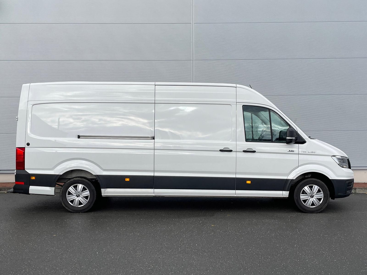 MAN TGE 3.180 L4H3 Kasten 4x4 LED TEMPOMAT DIFF AHK - Furgon: slika 5 MAN TGE 3.180 L4H3 Kasten 4x4 LED TEMPOMAT DIFF AHK - Furgon: slika 5