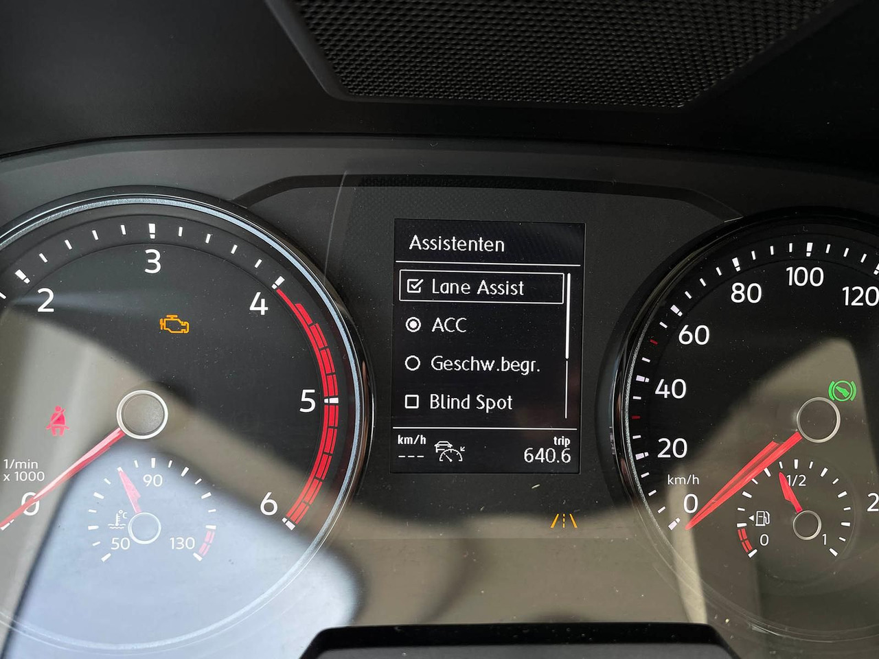 Furgon, Dostavno vozilo sa duplom kabinom MAN TGE 3.180 L4H3 MIXTO 4x4 Autom LED ACC AHK: slika 16 Furgon, Dostavno vozilo sa duplom kabinom MAN TGE 3.180 L4H3 MIXTO 4x4 Autom LED ACC AHK: slika 16