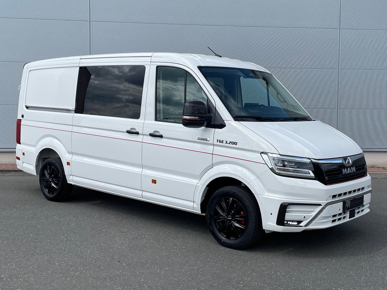 MAN TGE 3.200 L3H2 MIXTO 4x4 Individual S ACC STHZ - Furgon, Dostavno vozilo sa duplom kabinom: slika 2 MAN TGE 3.200 L3H2 MIXTO 4x4 Individual S ACC STHZ - Furgon, Dostavno vozilo sa duplom kabinom: slika 2