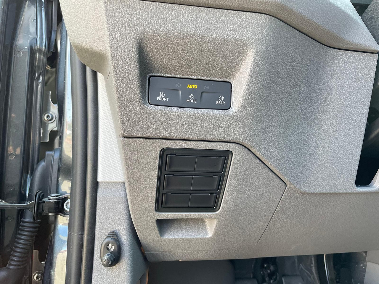 Automobil MAN TGE 3.200 L3H3 MIXTO 4x4 Individual S ACC STHZ: slika 32