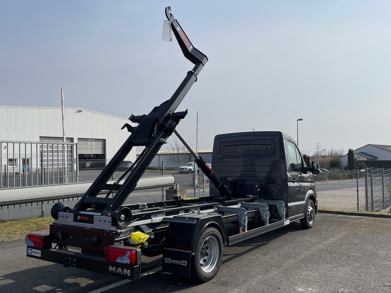 Kamion sa golom šasijom i zatvorenom kabinom MAN TGE 6.160 Fahrgestell L4 Multilift City-Haken: slika 12 Kamion sa golom šasijom i zatvorenom kabinom MAN TGE 6.160 Fahrgestell L4 Multilift City-Haken: slika 12