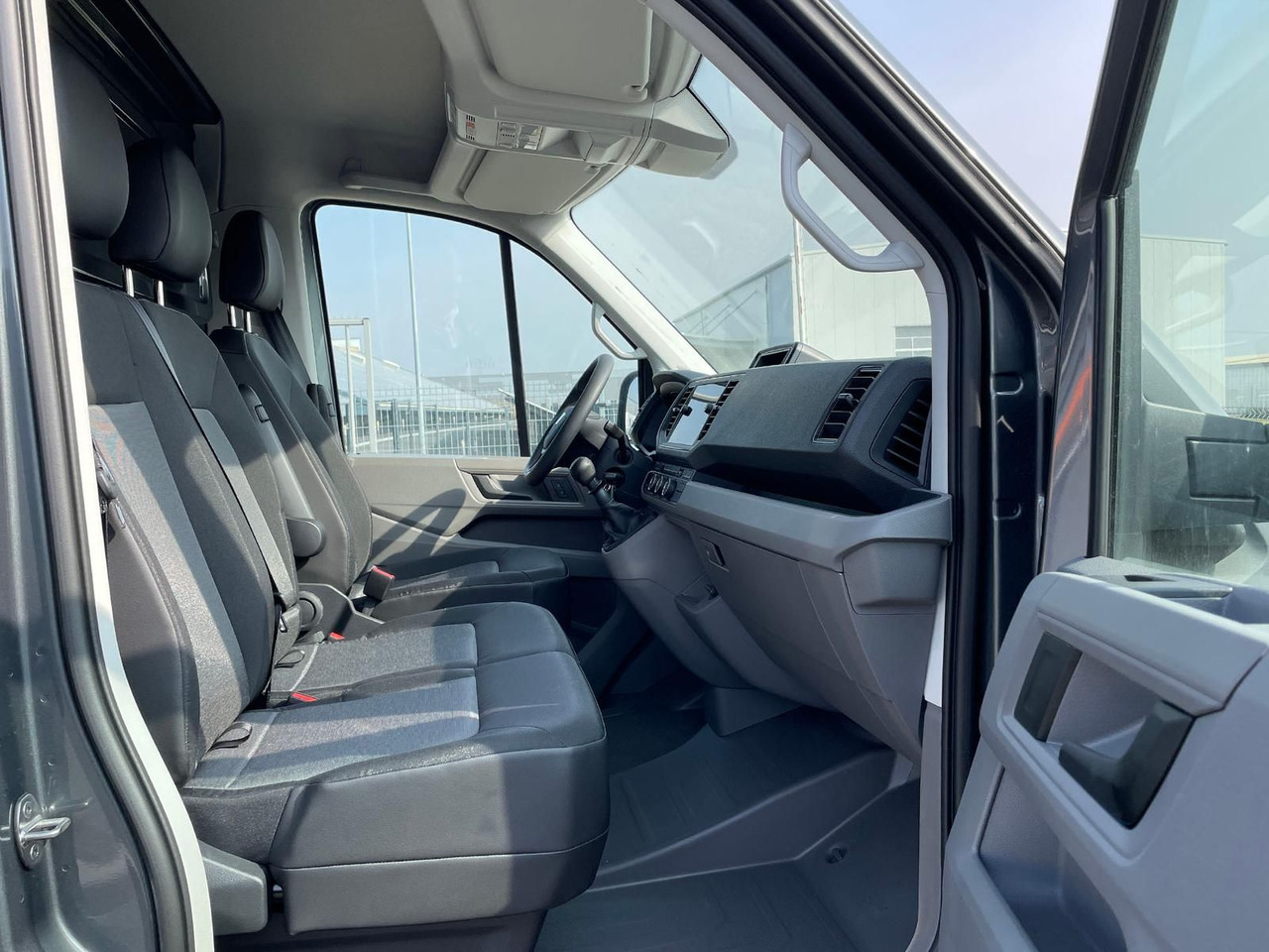 Kamion sa golom šasijom i zatvorenom kabinom MAN TGE 6.160 Fahrgestell L4 Multilift City-Haken: slika 17 Kamion sa golom šasijom i zatvorenom kabinom MAN TGE 6.160 Fahrgestell L4 Multilift City-Haken: slika 17