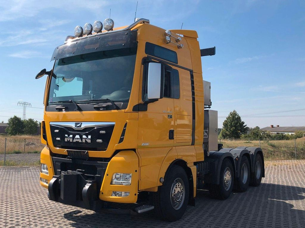 MAN TGX 41.640 8x4 Euro 6,Schwerlast 250t - Tegljač: slika 2 MAN TGX 41.640 8x4 Euro 6,Schwerlast 250t - Tegljač: slika 2