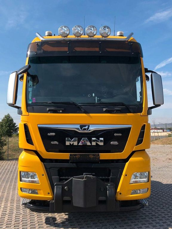 MAN TGX 41.640 8x4 Euro 6,Schwerlast 250t - Tegljač: slika 5 MAN TGX 41.640 8x4 Euro 6,Schwerlast 250t - Tegljač: slika 5