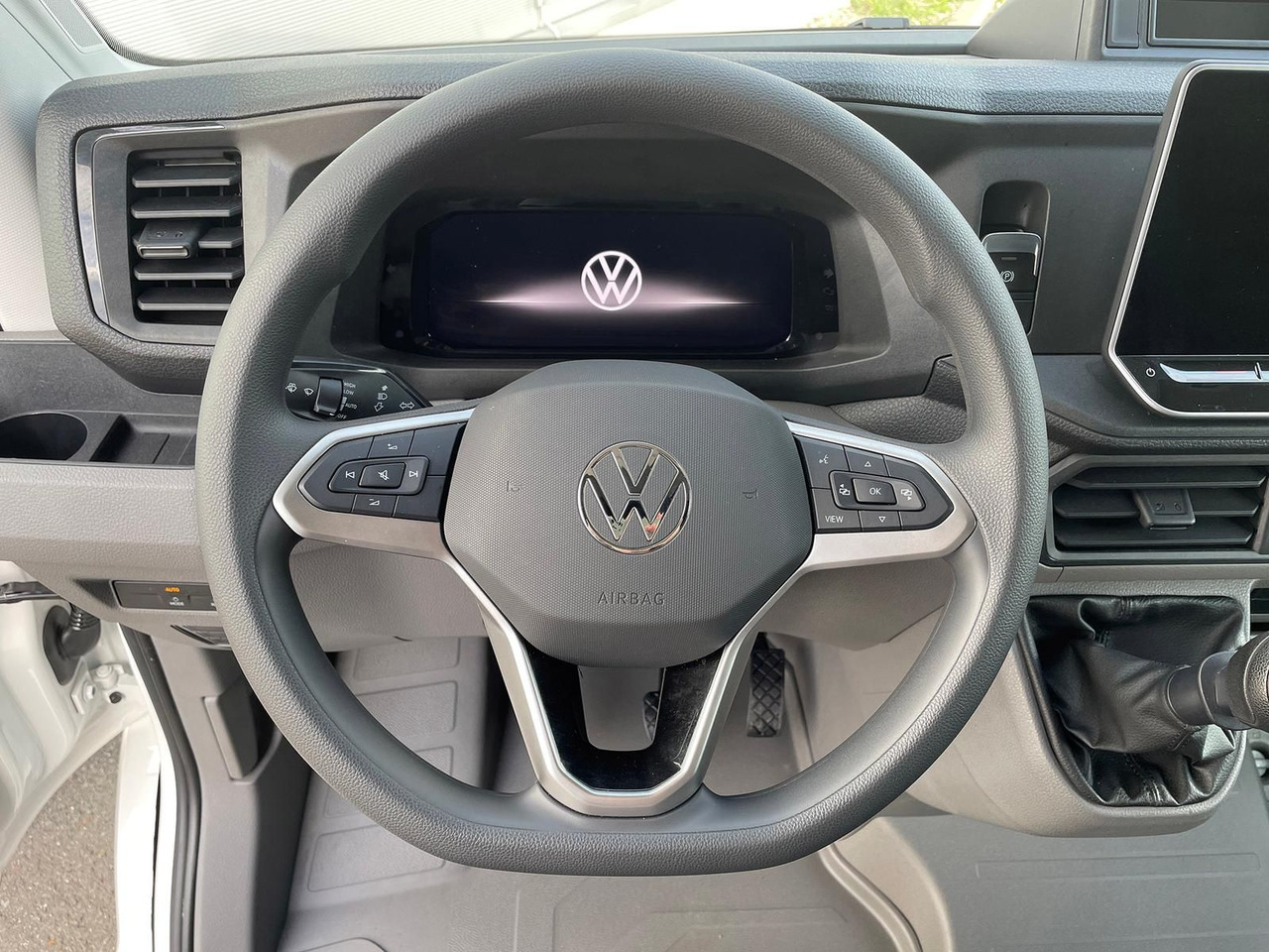 Furgon Volkswagen Crafter Kasten 35 L4H3 KAMERA KLIMA DAB: slika 13 Furgon Volkswagen Crafter Kasten 35 L4H3 KAMERA KLIMA DAB: slika 13