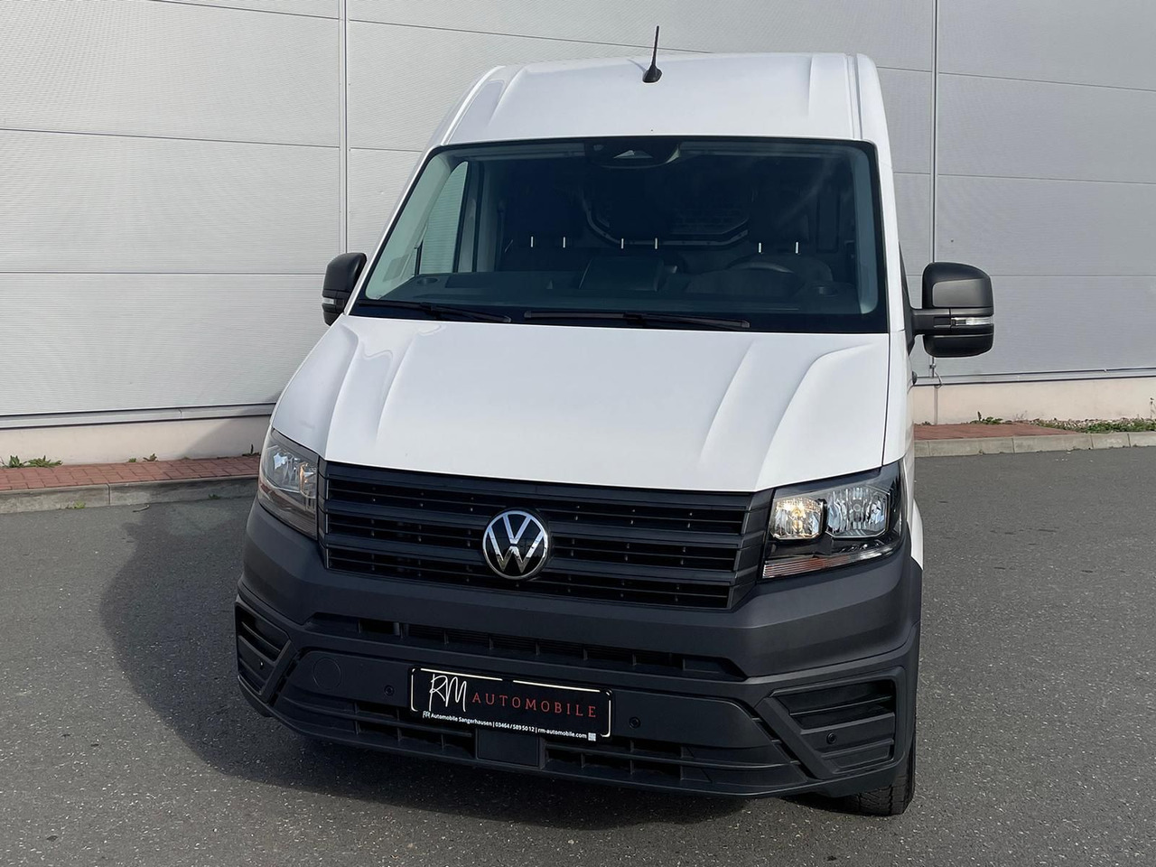 Volkswagen Crafter Kasten 35 L4H3 KAMERA KLIMA SITZHZ DAB - Putnički kombi: slika 4 Volkswagen Crafter Kasten 35 L4H3 KAMERA KLIMA SITZHZ DAB - Putnički kombi: slika 4