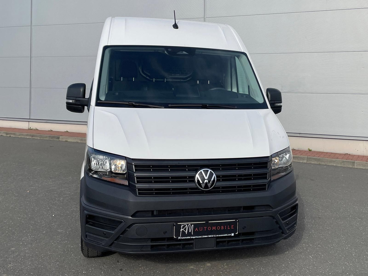 Volkswagen Crafter Kasten 35 L4H3 KAMERA KLIMA SITZHZ DAB - Furgon: slika 3 Volkswagen Crafter Kasten 35 L4H3 KAMERA KLIMA SITZHZ DAB - Furgon: slika 3