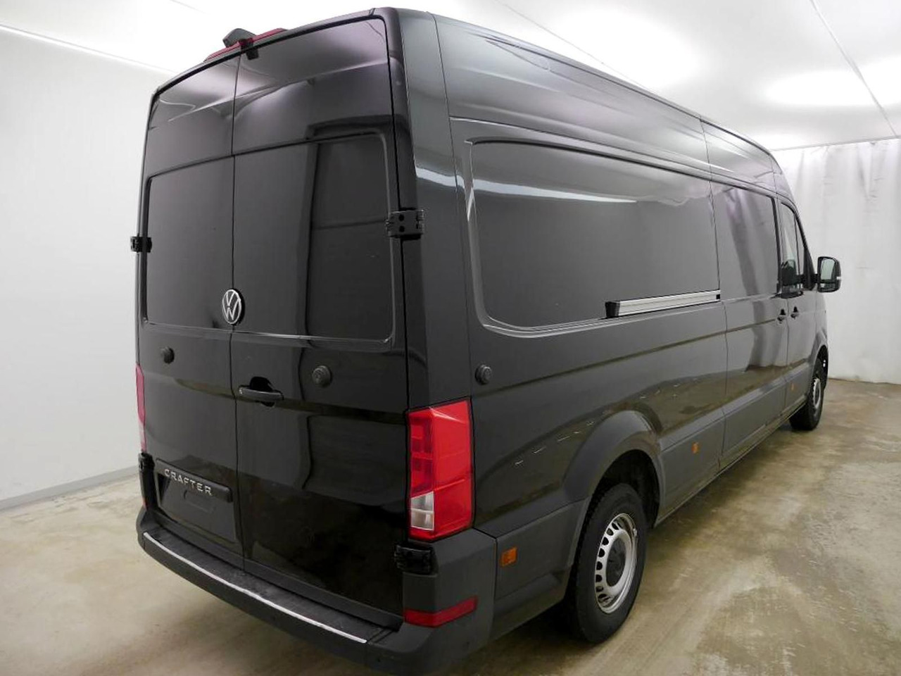 Volkswagen Crafter Kasten 35 L4H3 NAVI DAB KAMERA PDC - Furgon: slika 2 Volkswagen Crafter Kasten 35 L4H3 NAVI DAB KAMERA PDC - Furgon: slika 2