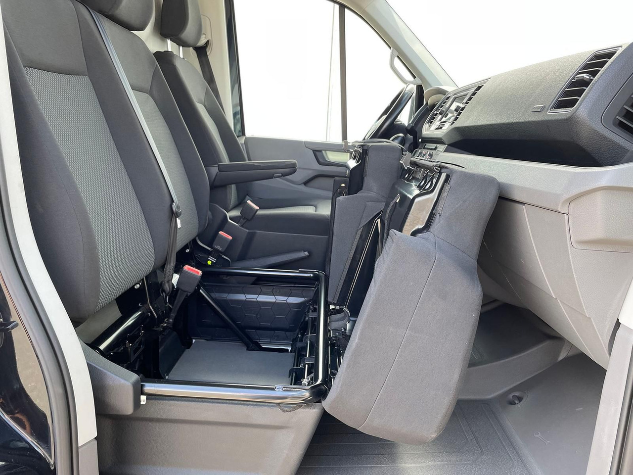 Furgon Volkswagen Crafter L3H2 Kasten AHK KAMERA SITZHZ LENKRADHZ: slika 20