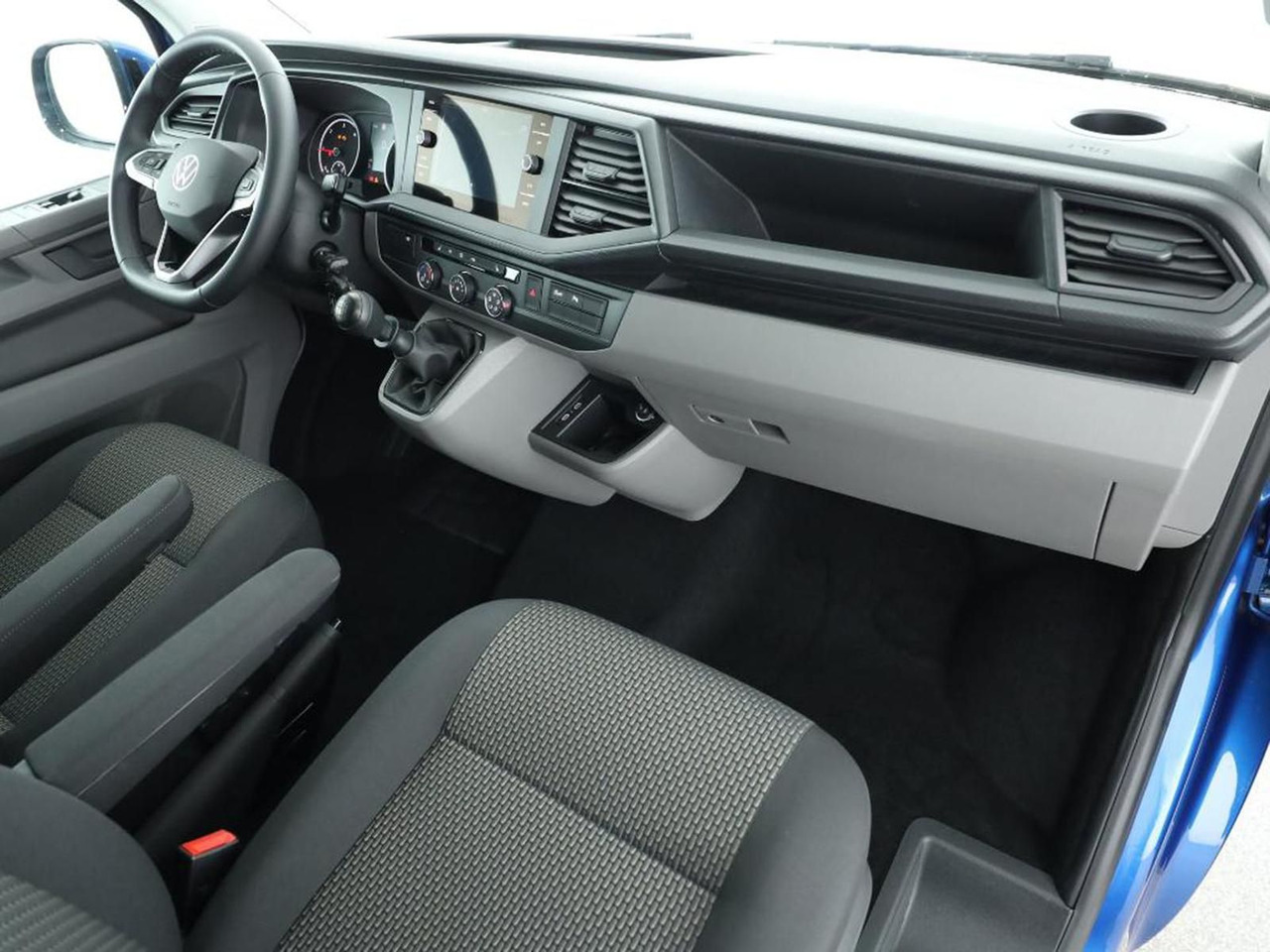 Volkswagen T6.1 Transporter Kombi KR LED STANDHZ ACC NAVI - Karavan: slika 3 Volkswagen T6.1 Transporter Kombi KR LED STANDHZ ACC NAVI - Karavan: slika 3