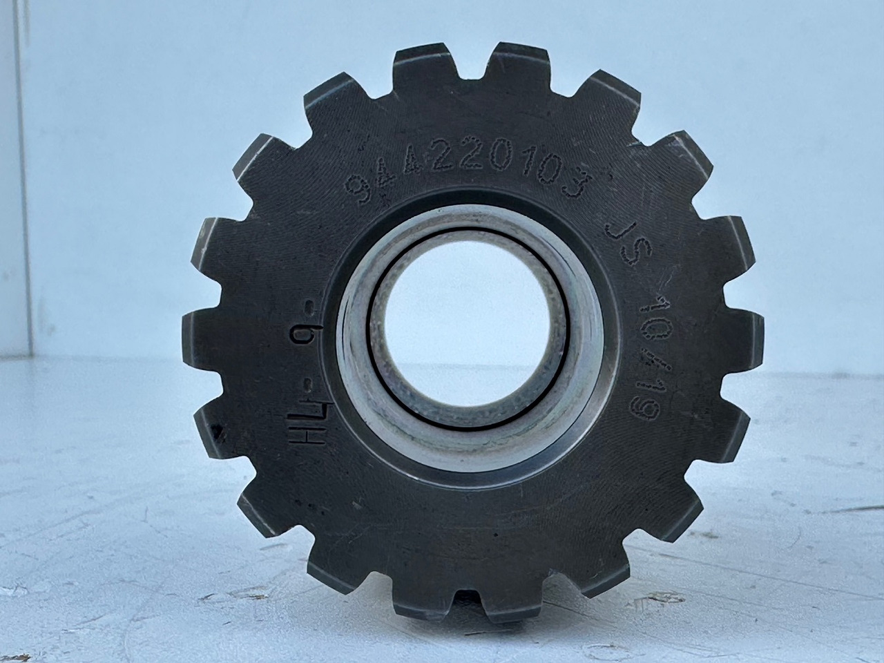 Motor okretanja za Bager LIEBHERR Original Sonnenrad ID-Nr.944220103 – ID-Nr.9442201. A954B,A954C,LH80,E954,EP954,ER954,LOS954,P954,P964,R954,R964. #944220103.05.09#: slika 9 Motor okretanja za Bager LIEBHERR Original Sonnenrad ID-Nr.944220103 – ID-Nr.9442201. A954B,A954C,LH80,E954,EP954,ER954,LOS954,P954,P964,R954,R964. #944220103.05.09#: slika 9