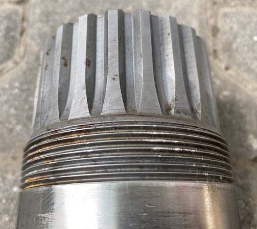 Liebherr Abtriebswelle ID-Nr.90009253 – ID-Nr.12544497. SAT250/278, SAT250/287, SAT250A300. #AB.90009253# - Motor okretanja za Bager: slika 5 Liebherr Abtriebswelle ID-Nr.90009253 – ID-Nr.12544497. SAT250/278, SAT250/287, SAT250A300. #AB.90009253# - Motor okretanja za Bager: slika 5