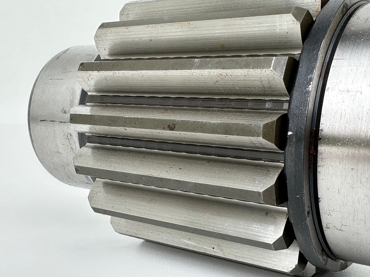 Liebherr Antriebswelle ID-Nr.90204164. Typ:FAT400F537 - FAT450F541 - FAT450F567. Typ:PR72605LGP, PR72605XL, PR7264FLGP, PR7264FXL, PR726LGP, PR726XL. #90204164.10.03# - Pogonski reduktor za Građevinska mašina: slika 3 Liebherr Antriebswelle ID-Nr.90204164. Typ:FAT400F537 - FAT450F541 - FAT450F567. Typ:PR72605LGP, PR72605XL, PR7264FLGP, PR7264FXL, PR726LGP, PR726XL. #90204164.10.03# - Pogonski reduktor za Građevinska mašina: slika 3