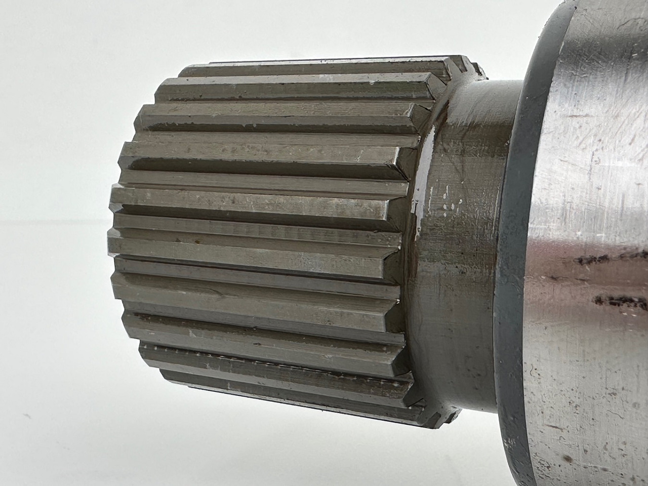 Pogonski reduktor za Građevinska mašina Liebherr Antriebswelle ID-Nr.90204164. Typ:FAT400F537 - FAT450F541 - FAT450F567. Typ:PR72605LGP, PR72605XL, PR7264FLGP, PR7264FXL, PR726LGP, PR726XL. #90204164.10.03#: slika 7