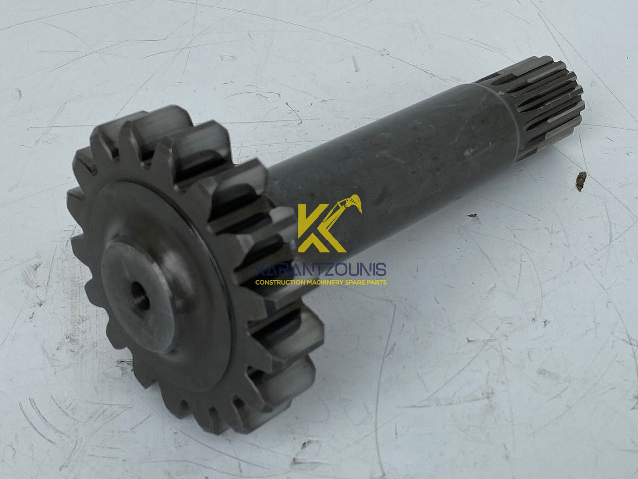 Liebherr Antriebswelle ID-Nr.969527001. FAT355P077. LH26, LH30, R906, R916, R920, R922, R924, R926 COMP, R926. #ANT2804# - Pogonski reduktor za Bager guseničar: slika 1 Liebherr Antriebswelle ID-Nr.969527001. FAT355P077. LH26, LH30, R906, R916, R920, R922, R924, R926 COMP, R926. #ANT2804# - Pogonski reduktor za Bager guseničar: slika 1