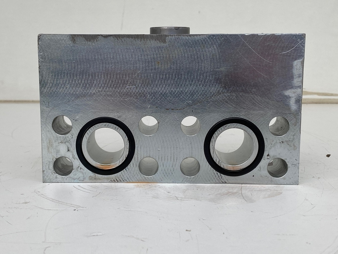 Liebherr Dämpfungsventil ID-Nr.10121777. P924 COMP, P926, R926, R916, R922, R924 COMP, R924, R926 COMP, R926, R930, R936, R946, R950 T, R960 T. #DÄ27652# - Motor okretanja za Bager: slika 5 Liebherr Dämpfungsventil ID-Nr.10121777. P924 COMP, P926, R926, R916, R922, R924 COMP, R924, R926 COMP, R926, R930, R936, R946, R950 T, R960 T. #DÄ27652# - Motor okretanja za Bager: slika 5