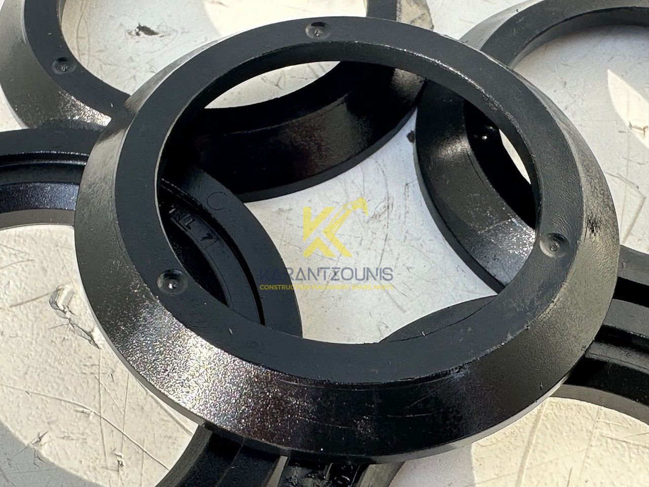 Liebherr Distanzscheibe ID-Nr.90205841. FAT350P126 - FAT350P138. R920 - R922 - R924 - R925 - R926 - R930 T. #90205841.11.11# - Menjač za Građevinska mašina: slika 3 Liebherr Distanzscheibe ID-Nr.90205841. FAT350P126 - FAT350P138. R920 - R922 - R924 - R925 - R926 - R930 T. #90205841.11.11# - Menjač za Građevinska mašina: slika 3