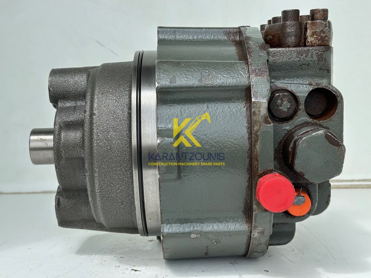Liebherr Hydraulikeinbaumotor CMVE O 108. ID-Nr.10118562 - ID-Nr.10132610 - ID-Nr.10129048. LOS1916, LOS916, LOS926, R906, R916, R918, R920, R922, R924, R926COMP, R926, R936. #28314# - Hidraulični motor za Građevinska mašina: slika 4 Liebherr Hydraulikeinbaumotor CMVE O 108. ID-Nr.10118562 - ID-Nr.10132610 - ID-Nr.10129048. LOS1916, LOS916, LOS926, R906, R916, R918, R920, R922, R924, R926COMP, R926, R936. #28314# - Hidraulični motor za Građevinska mašina: slika 4