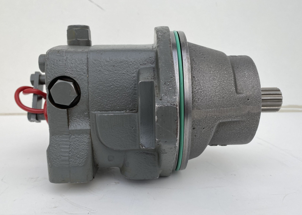 Liebherr Hydraulikeinbaumotor FMF045, ID-Nr.10132702. A924,LH30C,LH30M,LH35M,LH35MT,LH40C,LH40CP,LH40M,LH40MP,LH50CHR,LH50M,LH50MHR,LH50MT. #07110# - Hidraulični motor za Bager točkaš: slika 4 Liebherr Hydraulikeinbaumotor FMF045, ID-Nr.10132702. A924,LH30C,LH30M,LH35M,LH35MT,LH40C,LH40CP,LH40M,LH40MP,LH50CHR,LH50M,LH50MHR,LH50MT. #07110# - Hidraulični motor za Bager točkaš: slika 4