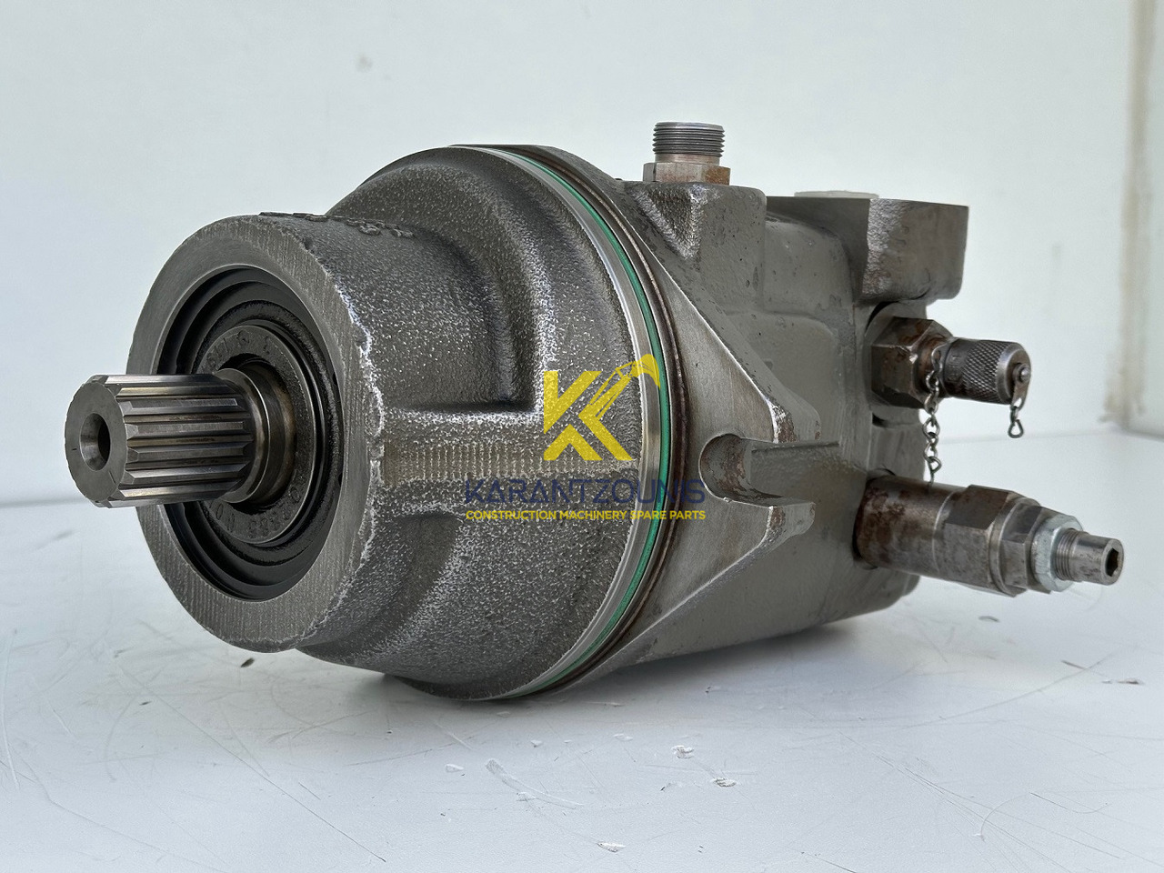 Liebherr Hydraulikeinbaumotor Typ:FMF058, ID-Nr.10122576 - ID-Nr.10145827 - ID-Nr.11371069. LOS1906, P924 COMP , R906, R906 PROTO, R916, R922, R924, R924 COMP, R926 COMP, R926 K LC. #11371069.08604# - Motor okretanja za Građevinska mašina: slika 1 Liebherr Hydraulikeinbaumotor Typ:FMF058, ID-Nr.10122576 - ID-Nr.10145827 - ID-Nr.11371069. LOS1906, P924 COMP , R906, R906 PROTO, R916, R922, R924, R924 COMP, R926 COMP, R926 K LC. #11371069.08604# - Motor okretanja za Građevinska mašina: slika 1