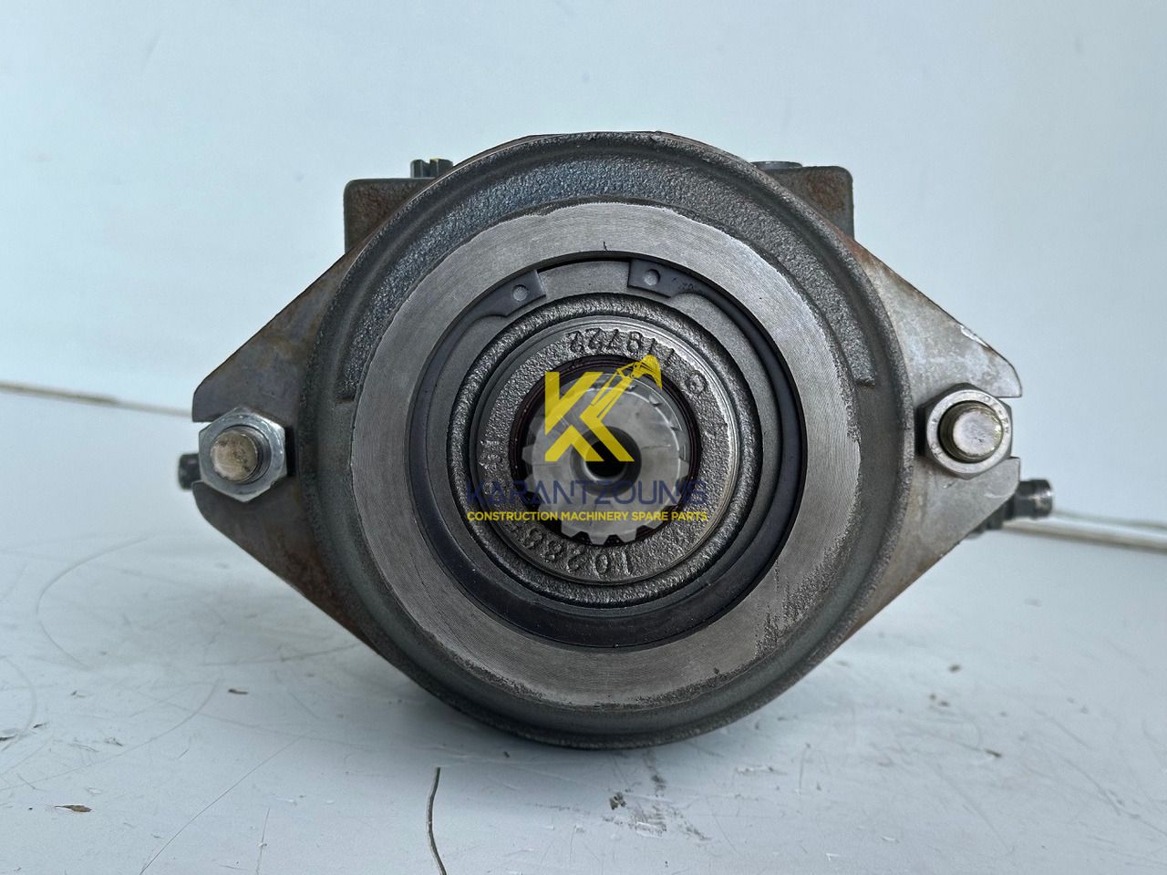 Liebherr Hydraulikeinbaumotor Typ:FMF058, ID-Nr.10122576 - ID-Nr.10145827 - ID-Nr.11371069. LOS1906, P924 COMP , R906, R906 PROTO, R916, R922, R924, R924 COMP, R926 COMP, R926 K LC. #39780# - Hidraulični motor za Bager: slika 5 Liebherr Hydraulikeinbaumotor Typ:FMF058, ID-Nr.10122576 - ID-Nr.10145827 - ID-Nr.11371069. LOS1906, P924 COMP , R906, R906 PROTO, R916, R922, R924, R924 COMP, R926 COMP, R926 K LC. #39780# - Hidraulični motor za Bager: slika 5