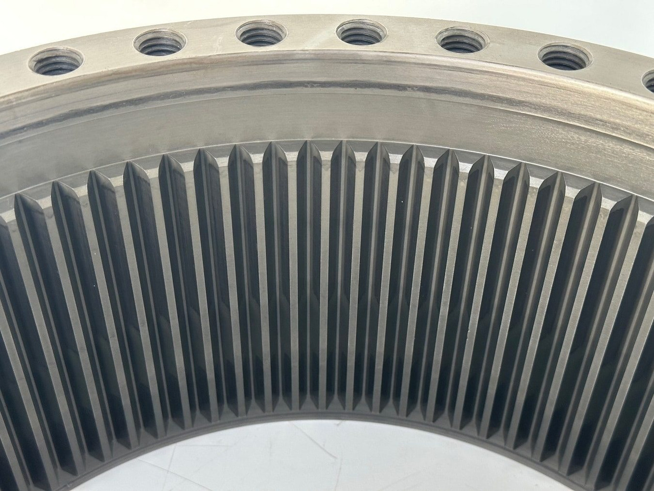 Motor okretanja za Bager guseničar Liebherr Innenrad ID-Nr.90208972.  SAT325A296.  R934-1550, R938-1650,  R945-1866.   #90208972.12#: slika 13 Motor okretanja za Bager guseničar Liebherr Innenrad ID-Nr.90208972.  SAT325A296.  R934-1550, R938-1650,  R945-1866.   #90208972.12#: slika 13