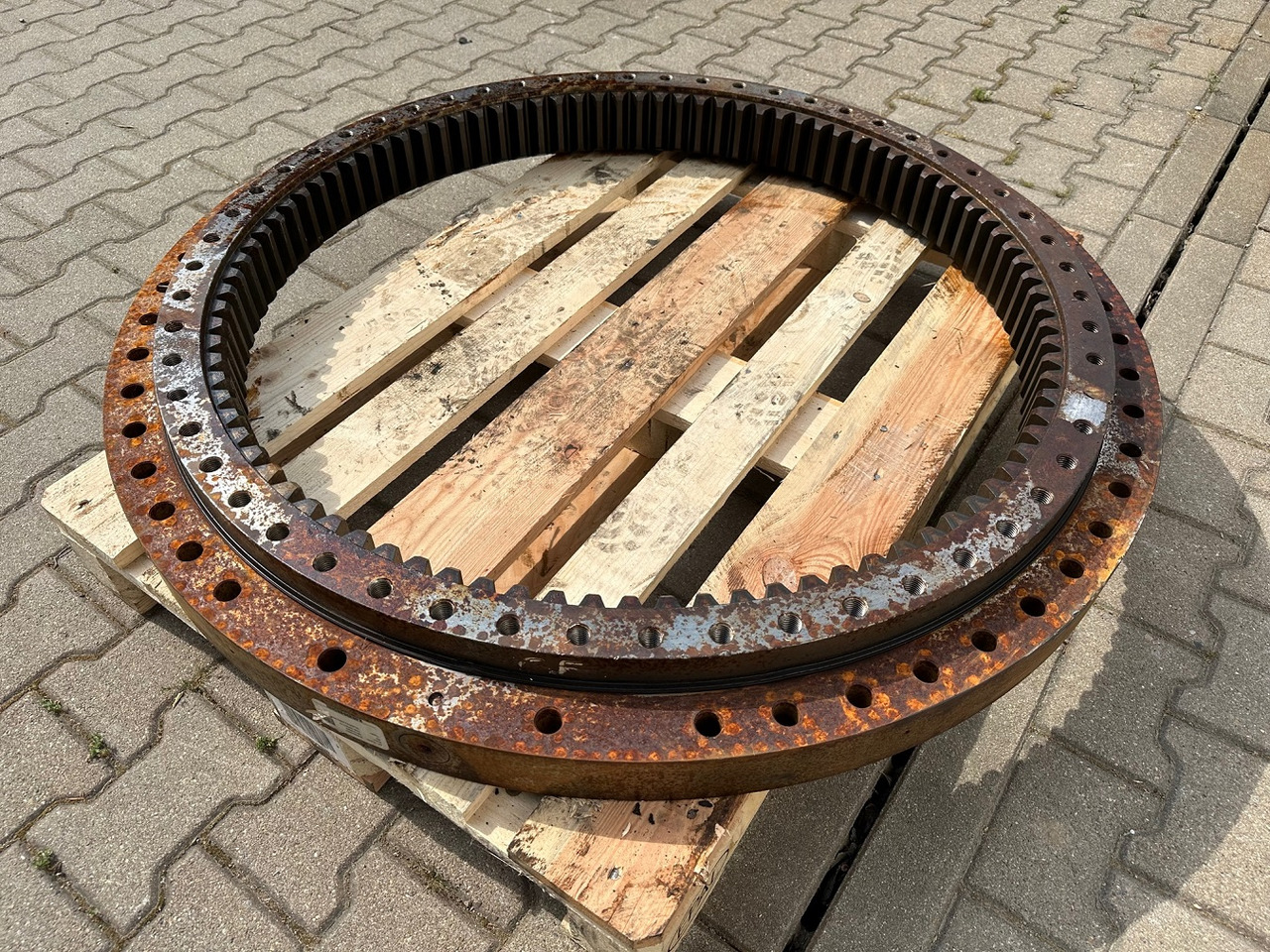 Liebherr Kugeldrehverbindung Typ:KUD64VJ003-001. ID-Nr.982751901 - ID-Nr.932833001. A914B-LI, A914C-LI, A924C-LI, LH30, LH35, R914B, R914C, R922, R924B, R924 C, R924 COMP, P924 C. #0115# - Pokretni prsten za Bager guseničar: slika 5 Liebherr Kugeldrehverbindung Typ:KUD64VJ003-001. ID-Nr.982751901 - ID-Nr.932833001. A914B-LI, A914C-LI, A924C-LI, LH30, LH35, R914B, R914C, R922, R924B, R924 C, R924 COMP, P924 C. #0115# - Pokretni prsten za Bager guseničar: slika 5