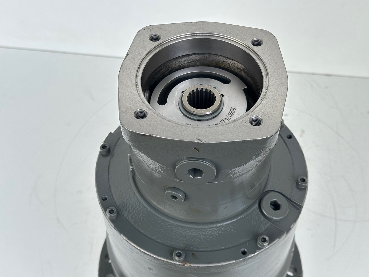 Liebherr Liebherr Drehwerkantrieb Typ:DAT200/1455 mit ID-Nr.13763178 - ID-Nr.13777972. #13763178.545-01211# - Motor okretanja za Pokretni kran: slika 4 Liebherr Liebherr Drehwerkantrieb Typ:DAT200/1455 mit ID-Nr.13763178 - ID-Nr.13777972. #13763178.545-01211# - Motor okretanja za Pokretni kran: slika 4
