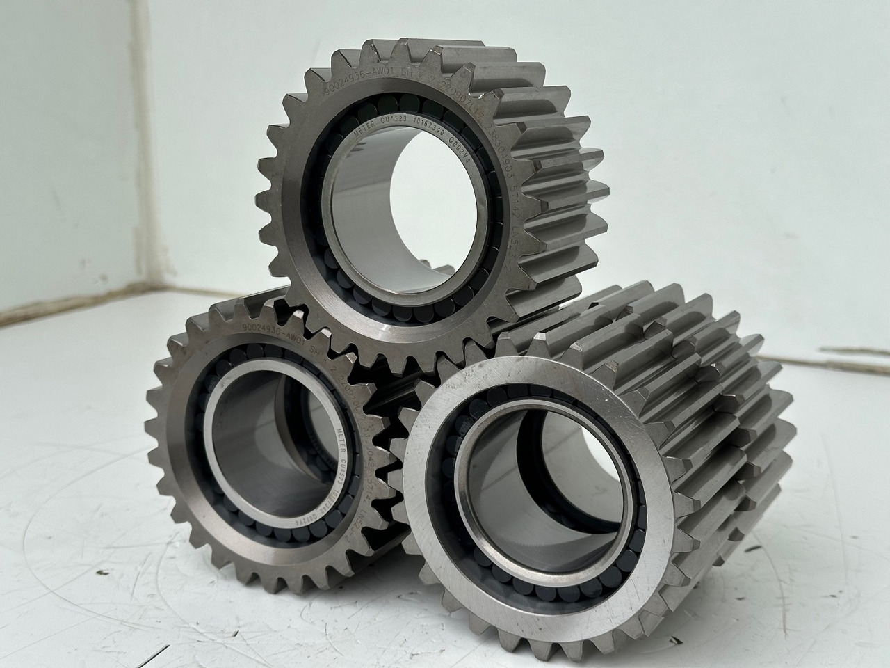 Liebherr Planetenrad ID-Nr.90024935. FAT400P112 - FAT400P130 - FAT400P139. R926, R928, R930, R934, R936, R938, R940, R944, R946, R950 T. #90024935.20.01# - Pogonski reduktor za Građevinska mašina: slika 1 Liebherr Planetenrad ID-Nr.90024935. FAT400P112 - FAT400P130 - FAT400P139. R926, R928, R930, R934, R936, R938, R940, R944, R946, R950 T. #90024935.20.01# - Pogonski reduktor za Građevinska mašina: slika 1