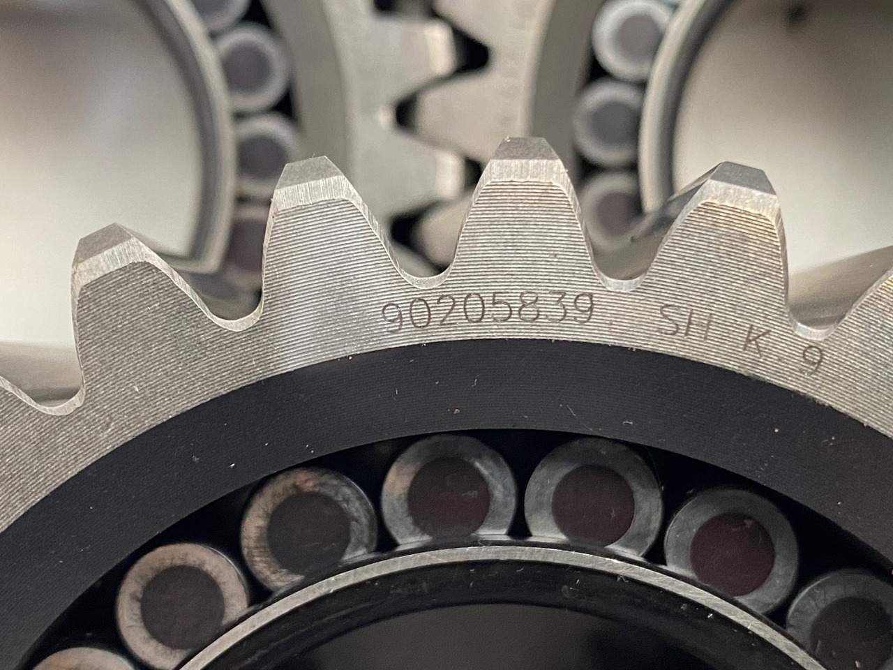 Pogonski reduktor za Građevinska mašina Liebherr Planetenrad ID-Nr.90205840. FAT350P126 - FAT350P138. R920 - R922 - R924 - R925 - R926 - R930 T. #PL13.01#: slika 15 Pogonski reduktor za Građevinska mašina Liebherr Planetenrad ID-Nr.90205840. FAT350P126 - FAT350P138. R920 - R922 - R924 - R925 - R926 - R930 T. #PL13.01#: slika 15