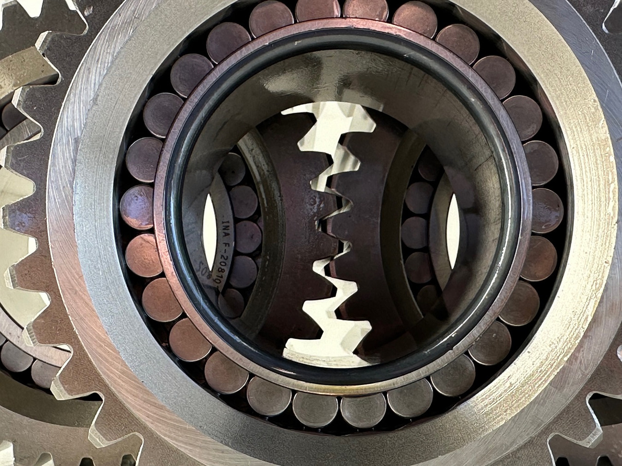 Motor okretanja za Bager Liebherr Planetenrad ID-Nr.944356303 - ID-Nr.9443563 - ID-Nr.90208496 mit Zylinderrollenlager ID-Nr.761003403 - ID-Nr.10167340.  #944356403.01#: slika 11
