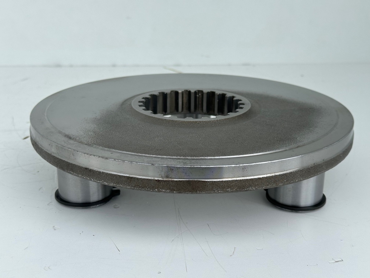 Liebherr Planetenträger ID-Nr.90024938. FAT400P112 -FAT400P130 - FAT400P139. LO1936, LOS926, R926, R928, R930, R934, R936, R940, R944, R946, R950 T. #90024938.C1.6075# - Pogonski reduktor za Građevinska mašina: slika 5 Liebherr Planetenträger ID-Nr.90024938. FAT400P112 -FAT400P130 - FAT400P139. LO1936, LOS926, R926, R928, R930, R934, R936, R940, R944, R946, R950 T. #90024938.C1.6075# - Pogonski reduktor za Građevinska mašina: slika 5