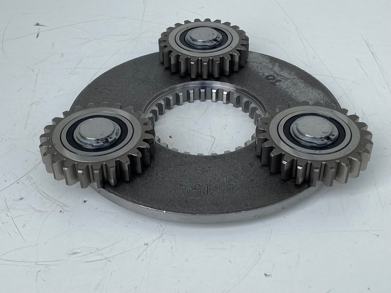 Liebherr Planetenträger and Planetenrad ID-Nr.90024986 - ID-Nr.90024987. FAT325P115. R914, R914 COMP. #01#1737# - Pogonski reduktor za Građevinska mašina: slika 1 Liebherr Planetenträger and Planetenrad ID-Nr.90024986 - ID-Nr.90024987. FAT325P115. R914, R914 COMP. #01#1737# - Pogonski reduktor za Građevinska mašina: slika 1