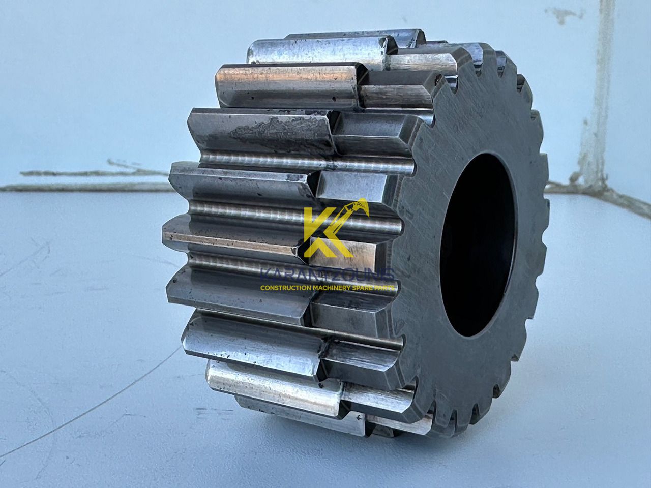 Liebherr Sonnenrad ID-Nr.90002821. FAT400P112, FAT400P130, FAT400P139. R926, R928, R930, R934, R936, R938, R940, R944, R946, R950 T. #90002821.06.08.01# - Pogonski reduktor za Bager: slika 1 Liebherr Sonnenrad ID-Nr.90002821. FAT400P112, FAT400P130, FAT400P139. R926, R928, R930, R934, R936, R938, R940, R944, R946, R950 T. #90002821.06.08.01# - Pogonski reduktor za Bager: slika 1