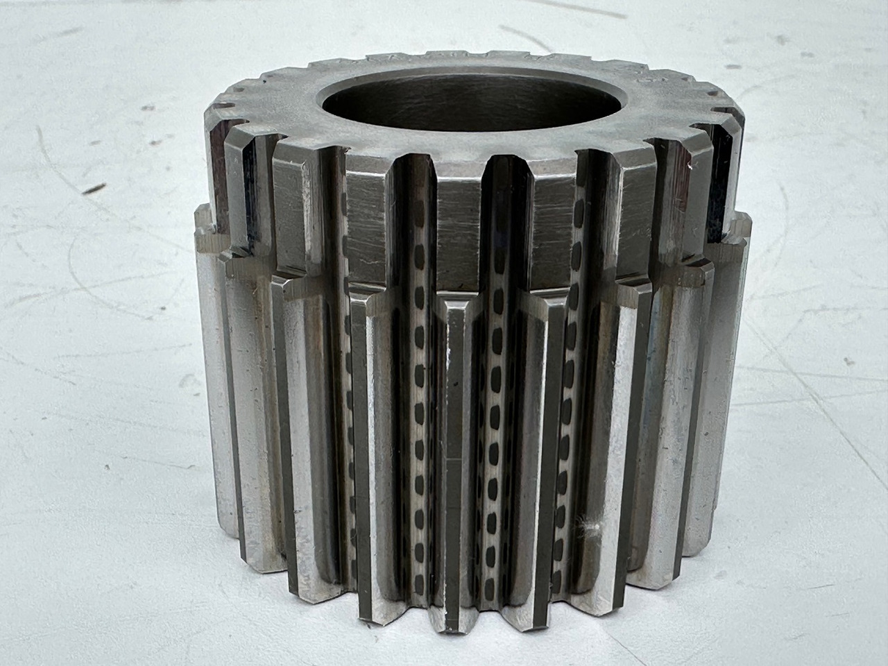 Liebherr Sonnenrad ID-Nr.9441204 - ID-Nr.944120403. FAT450/014, FAT450/044. R942, R944, R952, R954 B, R954 C, R962. #944120403.05.05.02# - Pogonski reduktor za Bager guseničar: slika 1 Liebherr Sonnenrad ID-Nr.9441204 - ID-Nr.944120403. FAT450/014, FAT450/044. R942, R944, R952, R954 B, R954 C, R962. #944120403.05.05.02# - Pogonski reduktor za Bager guseničar: slika 1
