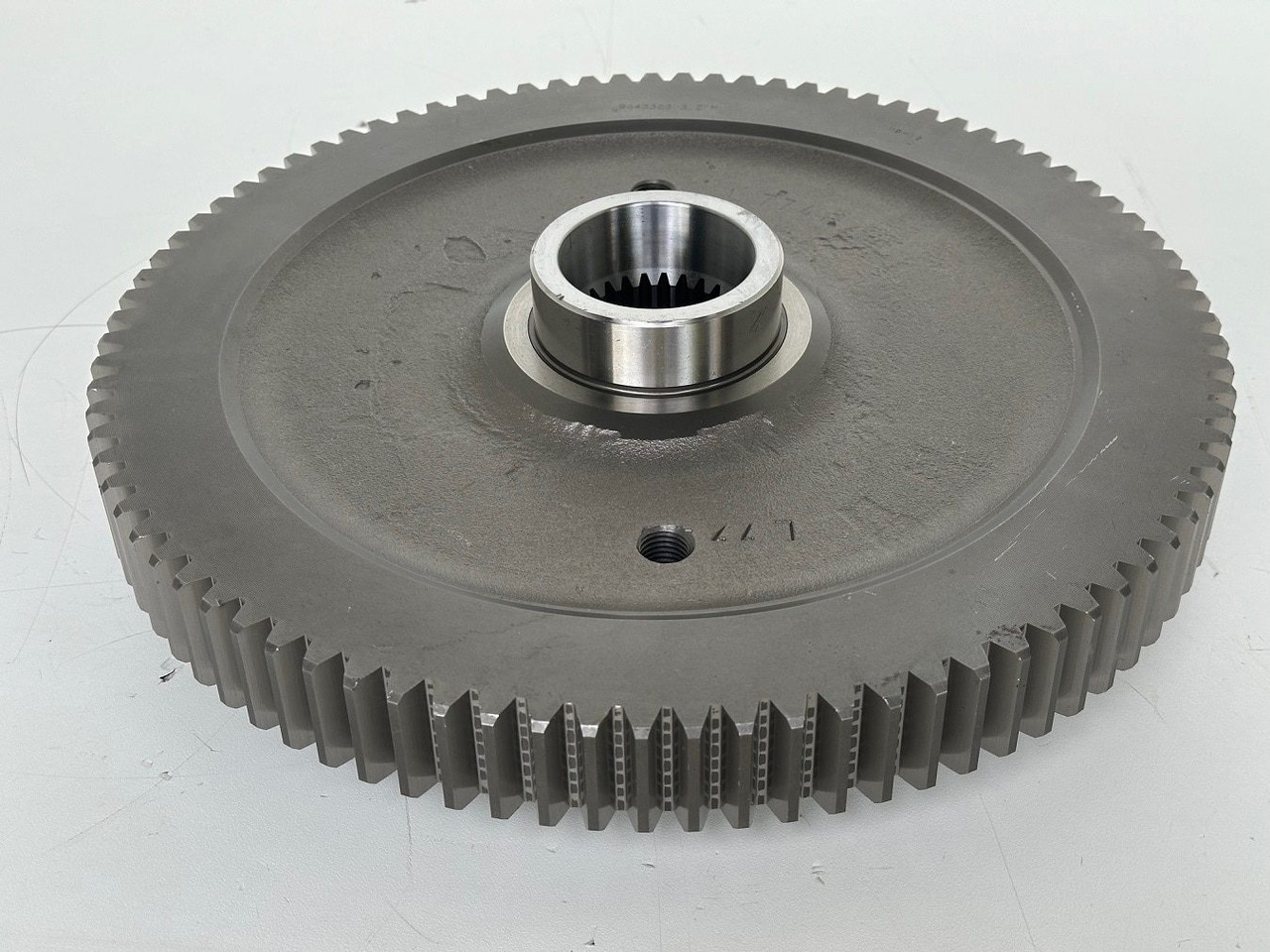 Liebherr Stirnrad ID-Nr.9443363 - ID-Nr.944336303. Fahrantrieb Typ:FAT650/508, FAT650E508, FAT650F519, FAT650F531, FAT650F549. PR752, PR754, PR756, RL52, RL64, RL66. #944336303.01# - Pogonski reduktor za Građevinska mašina: slika 1 Liebherr Stirnrad ID-Nr.9443363 - ID-Nr.944336303. Fahrantrieb Typ:FAT650/508, FAT650E508, FAT650F519, FAT650F531, FAT650F549. PR752, PR754, PR756, RL52, RL64, RL66. #944336303.01# - Pogonski reduktor za Građevinska mašina: slika 1