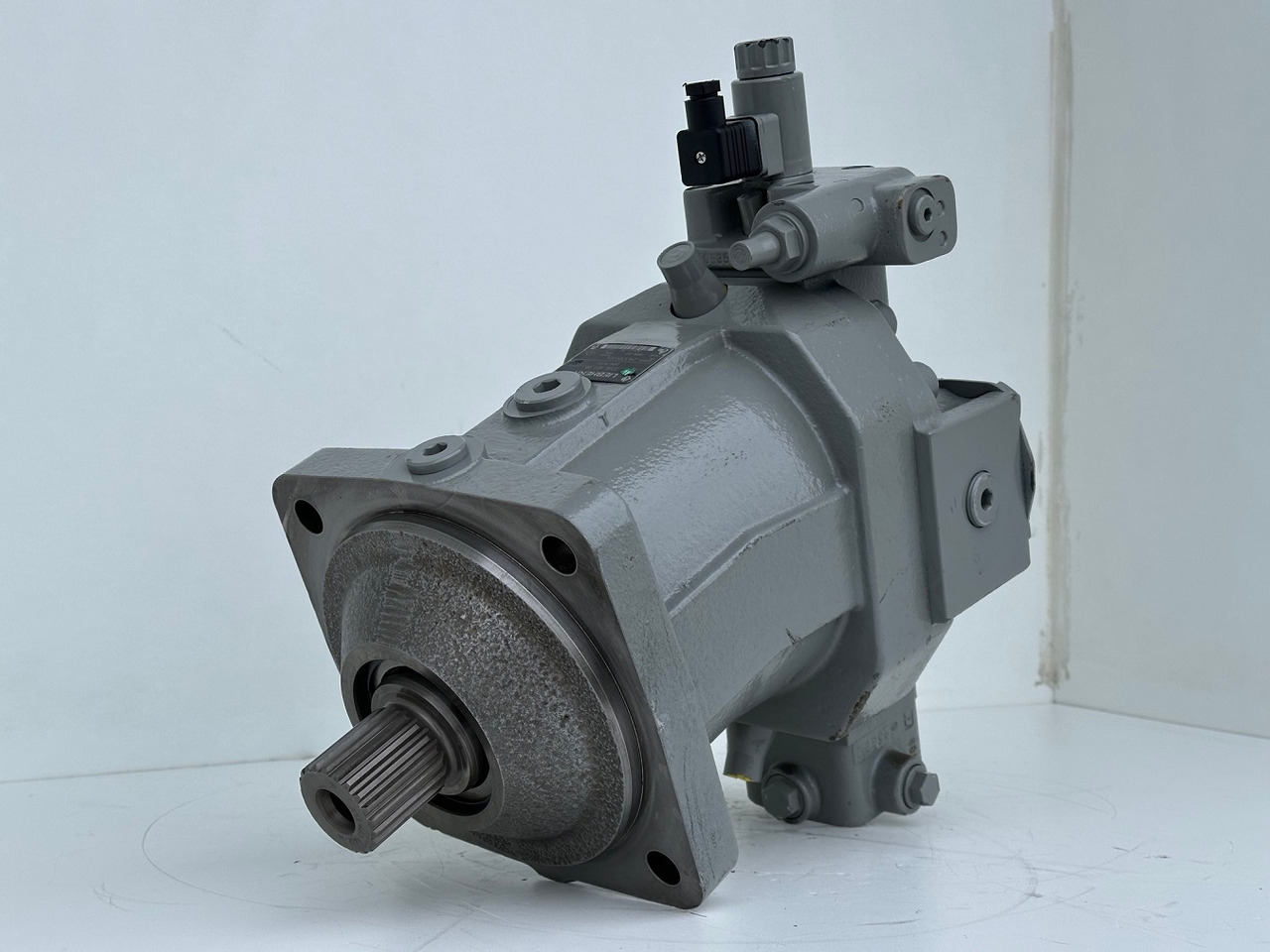 Liebherr Verstellmotor ID-Nr.510240108 - Hydromatik Rexroth Axialkolben-Verstellmotor Typ:A6VM140EP2D/63W-VZB017HB. #24338069# - Hidraulični motor za Kran guseničar: slika 1 Liebherr Verstellmotor ID-Nr.510240108 - Hydromatik Rexroth Axialkolben-Verstellmotor Typ:A6VM140EP2D/63W-VZB017HB. #24338069# - Hidraulični motor za Kran guseničar: slika 1