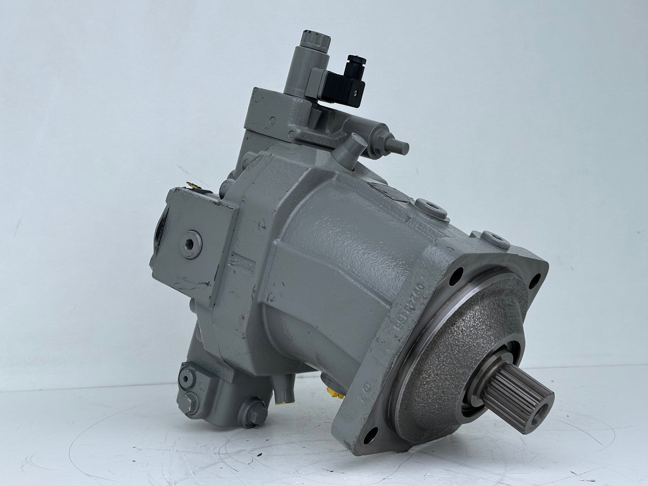 Liebherr Verstellmotor ID-Nr.510240108 - Hydromatik Rexroth Axialkolben-Verstellmotor Typ:A6VM140EP2D/63W-VZB017HB. #24338069# - Hidraulični motor za Kran guseničar: slika 2 Liebherr Verstellmotor ID-Nr.510240108 - Hydromatik Rexroth Axialkolben-Verstellmotor Typ:A6VM140EP2D/63W-VZB017HB. #24338069# - Hidraulični motor za Kran guseničar: slika 2