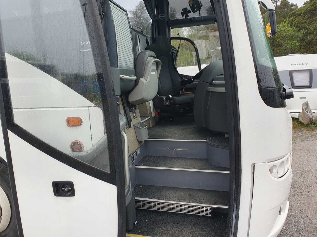 VOLVO 9500H B8R - Turistički autobus: slika 5 VOLVO 9500H B8R - Turistički autobus: slika 5