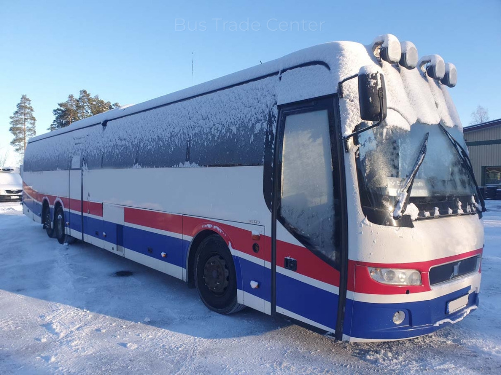 VOLVO 9700S NL B12M - Prigradski autobus: slika 1 VOLVO 9700S NL B12M - Prigradski autobus: slika 1