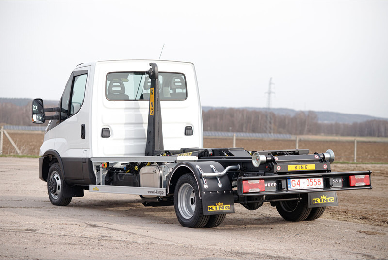 Iveco Daily 70C18 - Kamion sa hidrauličnom kukom: slika 1 Iveco Daily 70C18 - Kamion sa hidrauličnom kukom: slika 1
