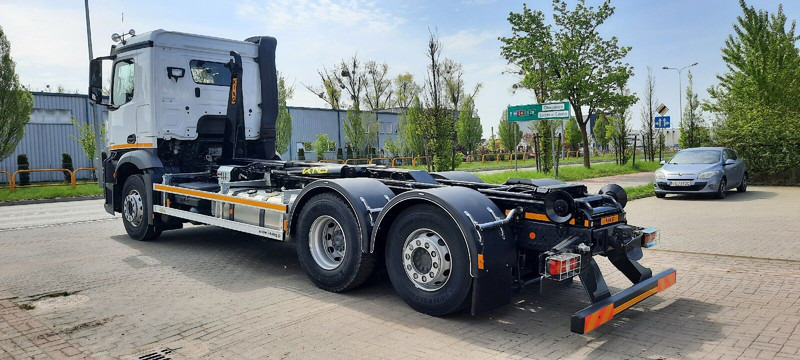 Mercedes-Benz Actros 2542 KING HZ-20R - Kamion sa hidrauličnom kukom: slika 5 Mercedes-Benz Actros 2542 KING HZ-20R - Kamion sa hidrauličnom kukom: slika 5